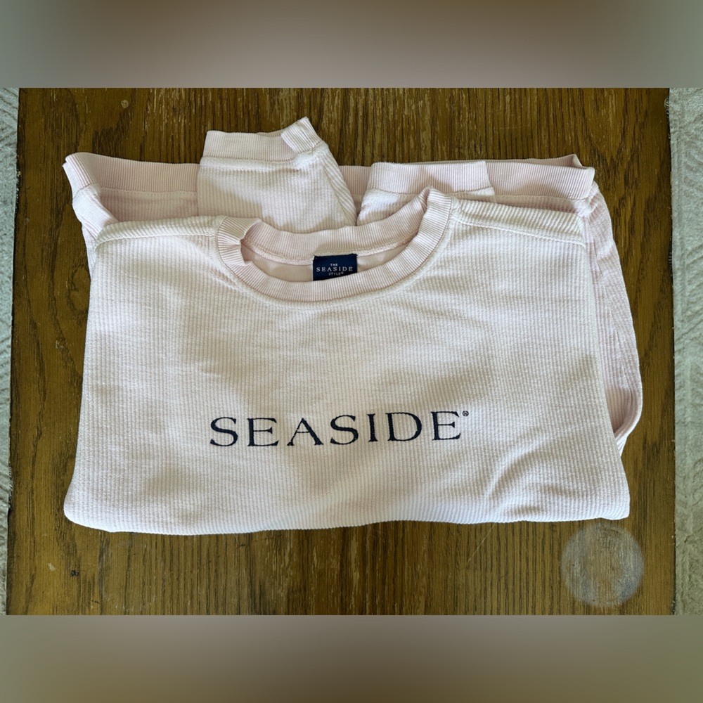 Pale Pink Ribbed Seaside Crewneck